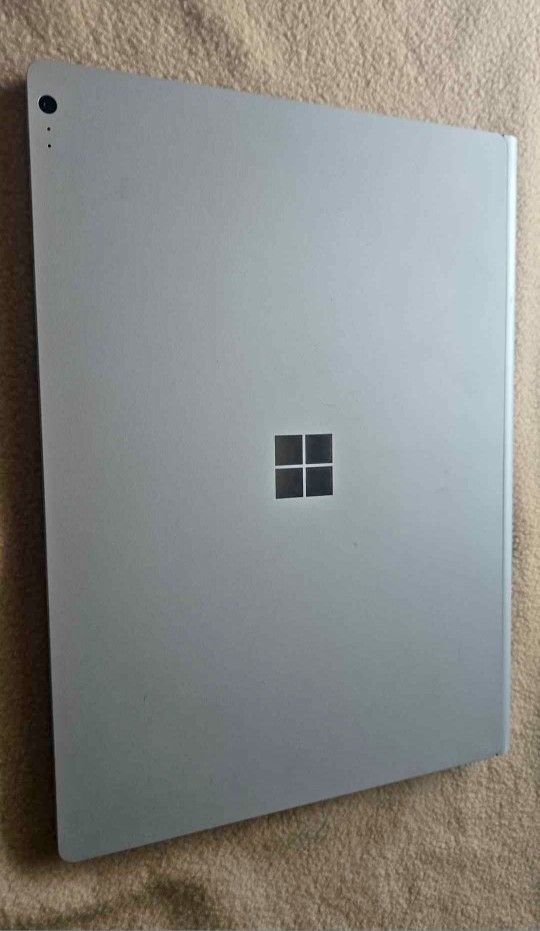 Microsoft Surface Book 2