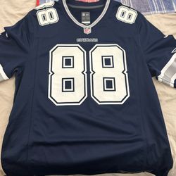 Dallas Cowboys XL Lamb Jersey