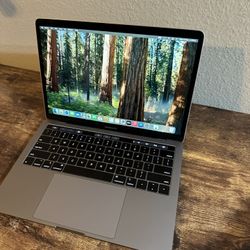 Fast Powerful Upgraded 13.3inch Retina i7 16gb touch bar Macbook Pro 2019 