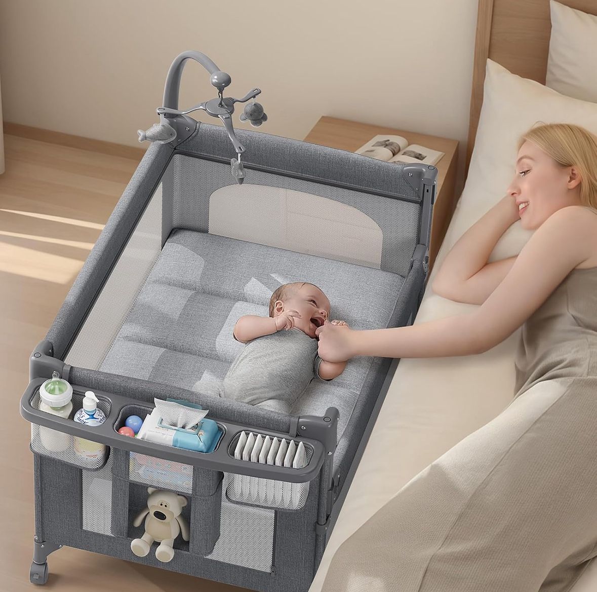 4 in 1 Baby Bassinet, Pack and Play Nursery furniture & Decor