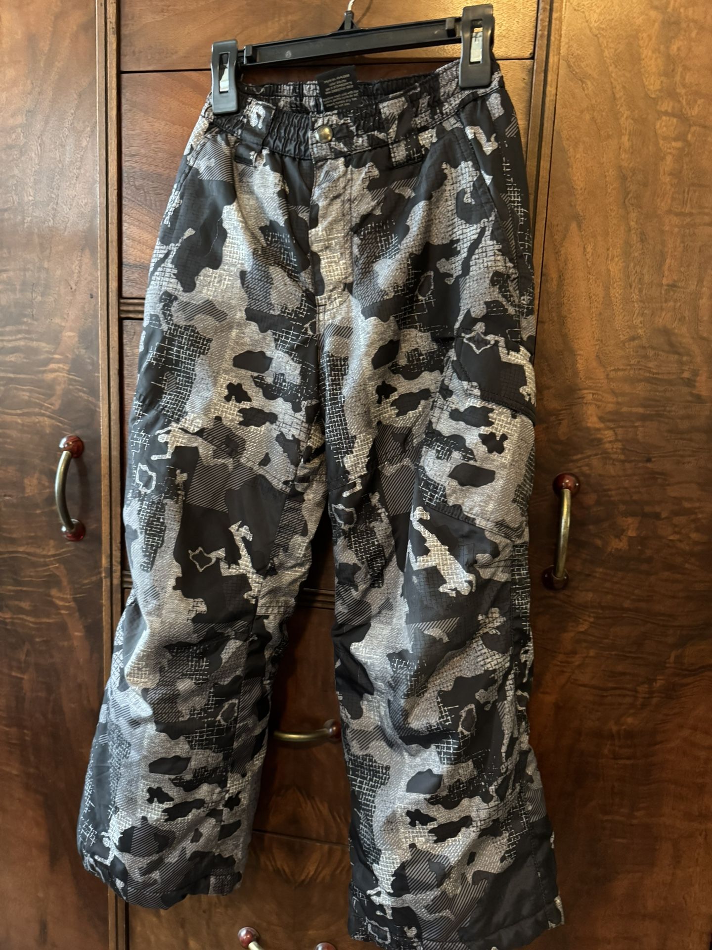 Faded Glory Kids 6/7 Snow Pants, Camo