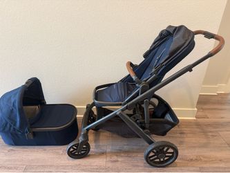 Vista V2 Uppababy Stroller and bassinet