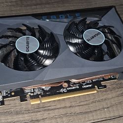 GRAPHICS CARD // 4gb // GV-R65XTEAGLE-4GD