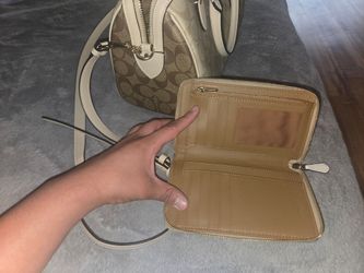 Coach purse and wallet