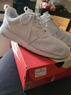 Nike Roshe One Men’s Running Shoe Athletic Sneaker White Size 11