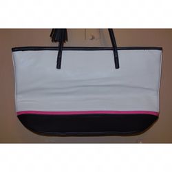 Nine West purse white black pink shoulder bag