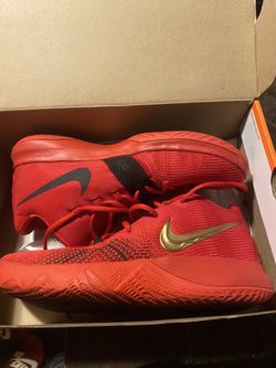 Nike Kyrie Red Size 10