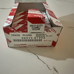 Spark plug cs20hr11