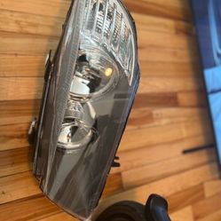 Brand New Left Side2006-2013 BMW 328 Headlight