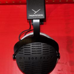 Beyer Dynamic 900x pro