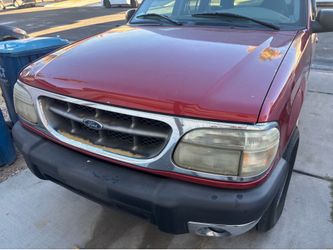 2000 Ford Explorer