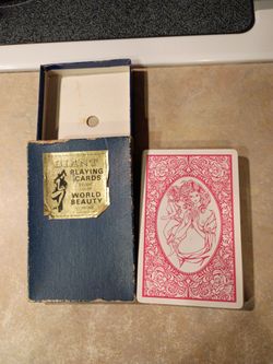Giant World Beauty Deluxe Playing Cards