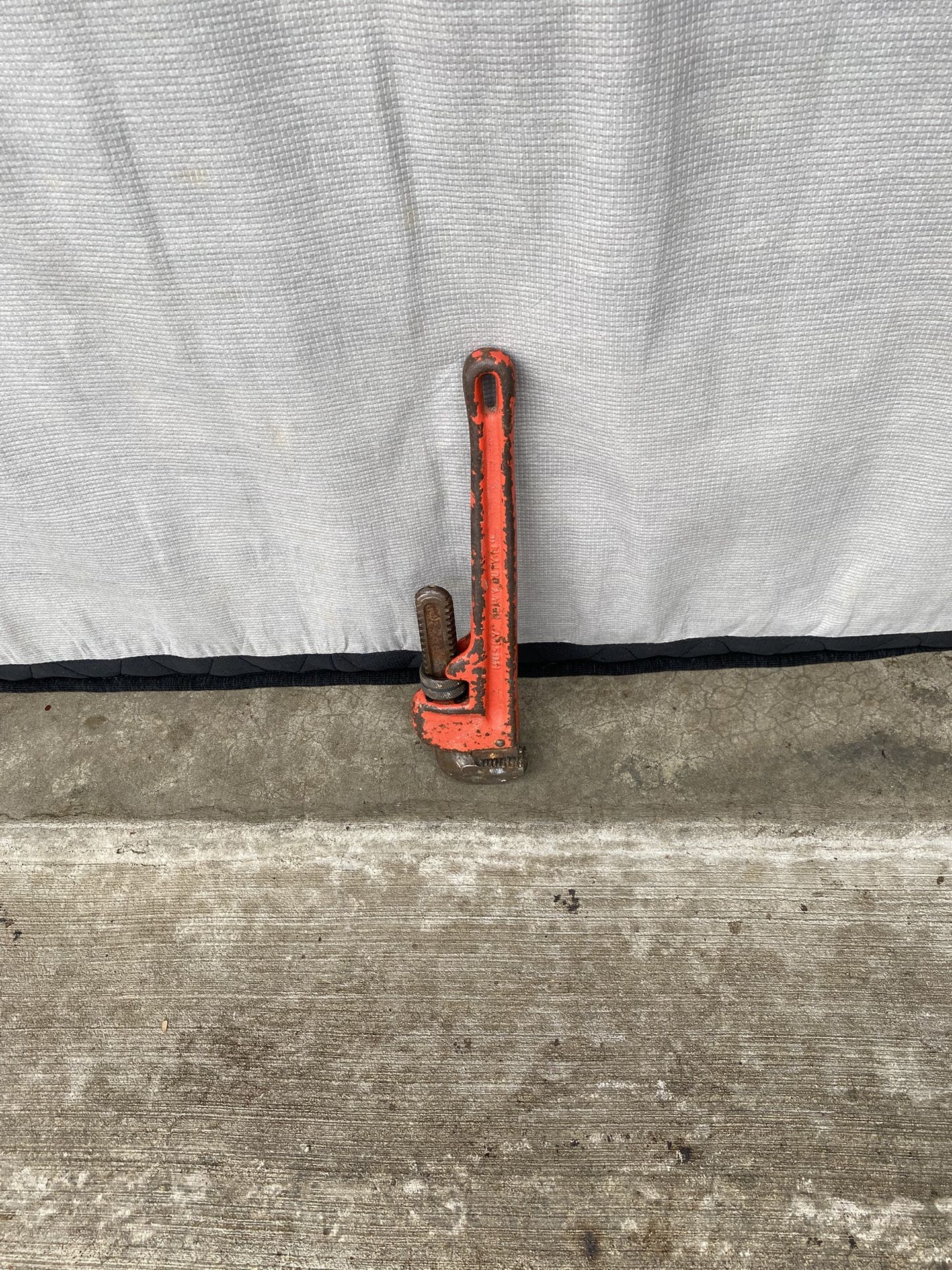 Husky 14” Pipe Wrench