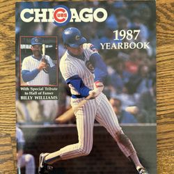 1987 Chicago Cubs Yearbook (Ryne Sandberg Cover And Billy Williams Tribute) Baseball 