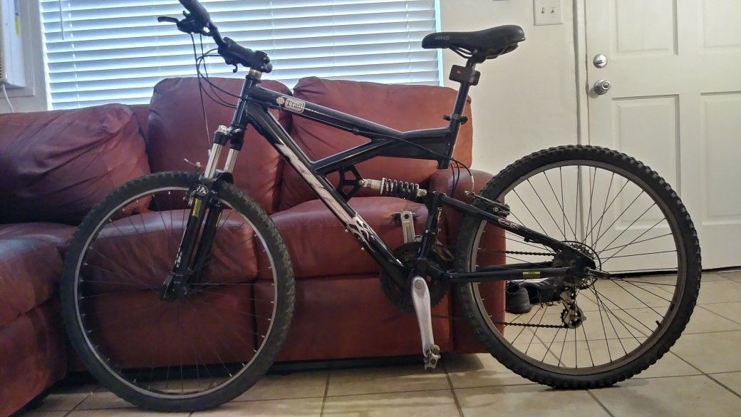 KHS fxt Trail Mountain Bike