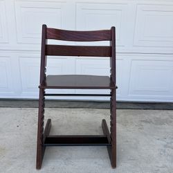 STOKKE TRIPP TRAPP CHAIR