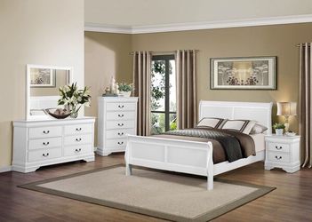 4-PCS Queen or Full Set in Offert (2147)
