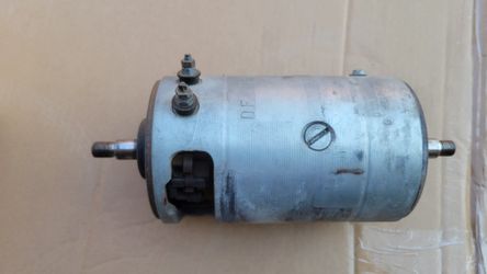 1965 VW BUG GENERATOR