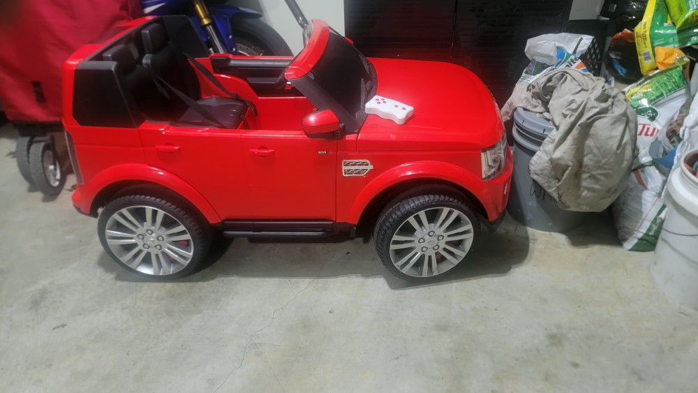 Land Rover Ride On Vehicle