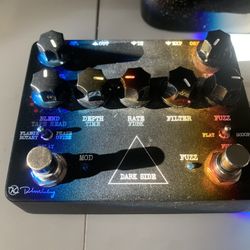 Keeley Dark Side Flanger/Delay/Fuzz Modulation Guitar Pedal