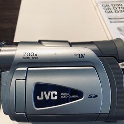 JVC VIDEO CAMERA