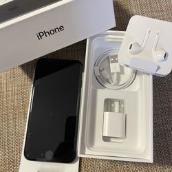 iPhone 7 32gb Brand New Never Used. Doesn’t Turn On. Error Code 