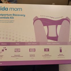 Frida Mom Essentials Kit