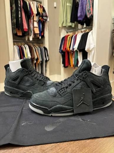 Jordan 4 Kaws Black