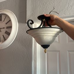 Entry Light 💡 