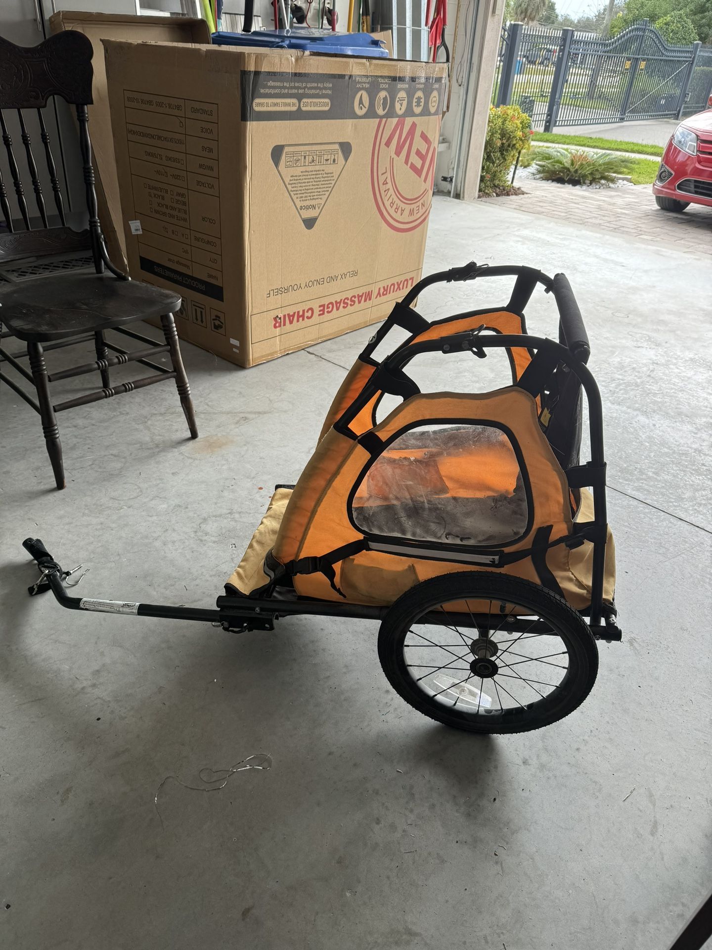 Sunlite Bike Trailer For Kids With Roof