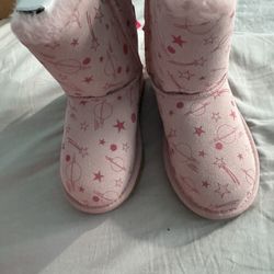 Brand NEW In box-Size 10 TODDLER Ugg's