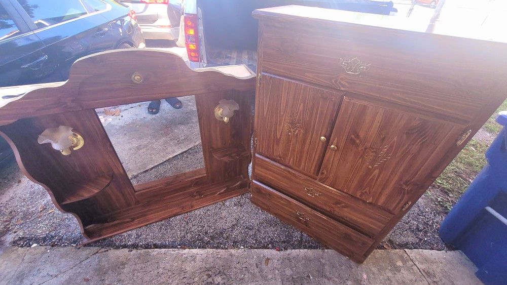 Wooded Chest Dresser + Mirror Dresser Topper