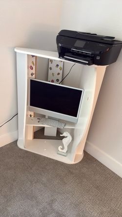 Free Desk must pick up