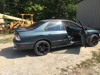 I want 1600 or best offer reason for selling I don't use it anymore honda accord 5 speed 210xx miles