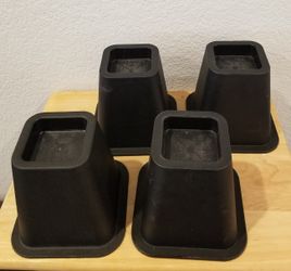 Furniture Risers Set of 4