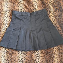 Size Small  black mini skirt