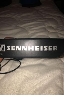 Sennheiser headphones w/mic