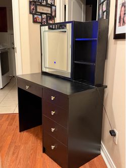 Black vanity