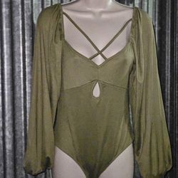 Small Keyhole Bodysuit 