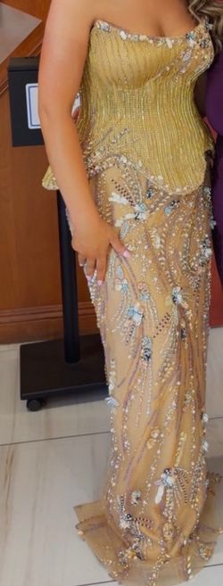 Elegant dress