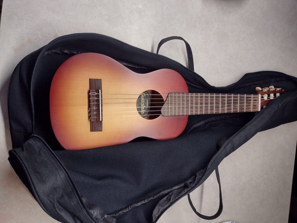 Yamaha Guitalele