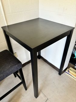Bar Table black