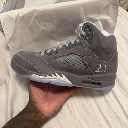 Wolf Grey Jordan 5 Size 8 Men