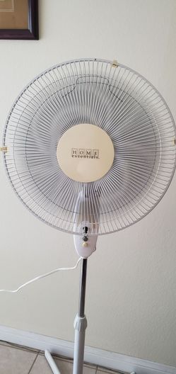 Pedestel Fan 14" With 3 Speeds and Oscillation - Home Essentials