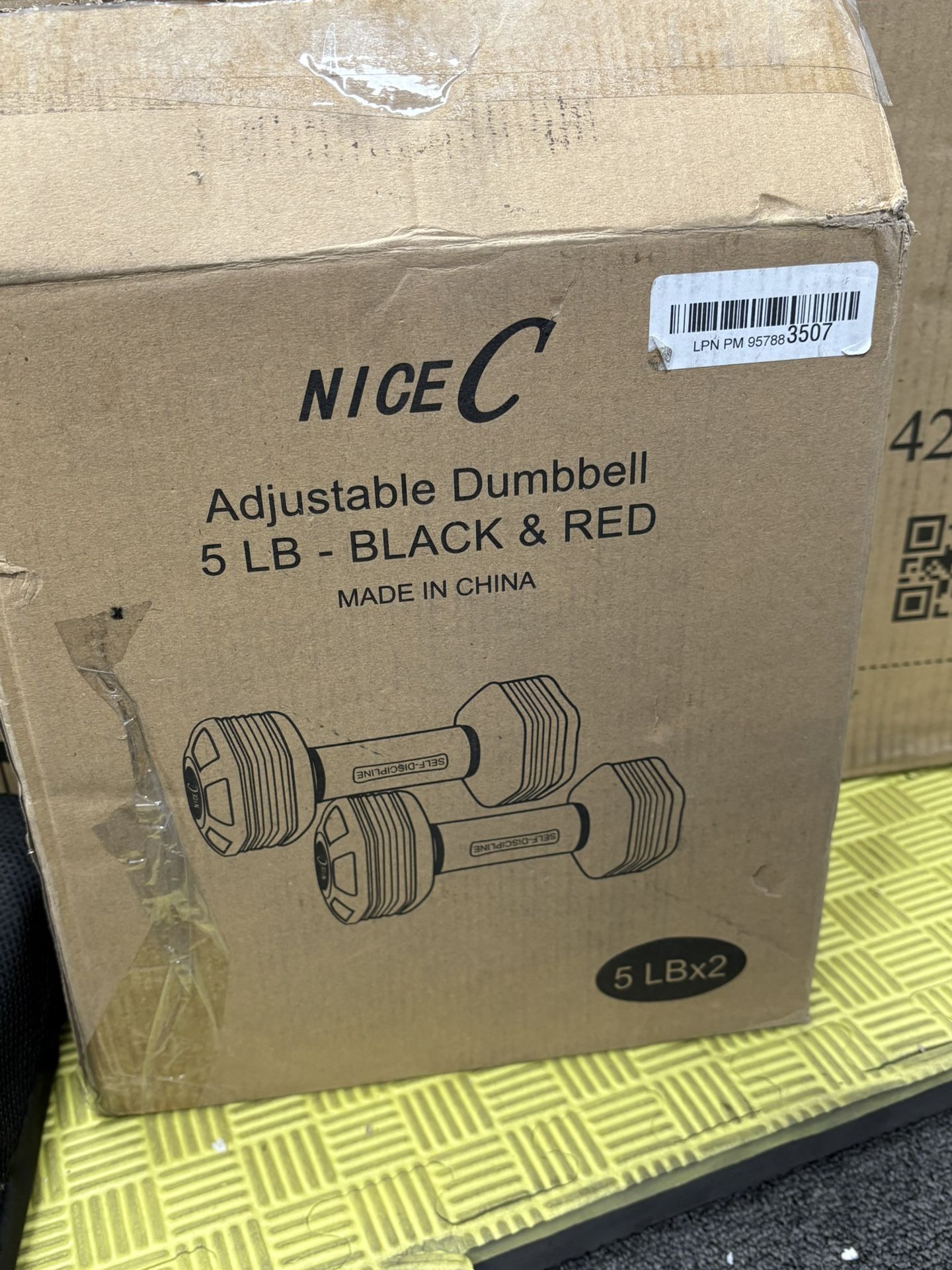 dumbbell 