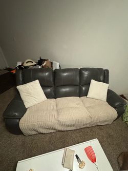 Reclining couch