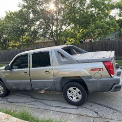 2002 Avalanche Z71$$3500