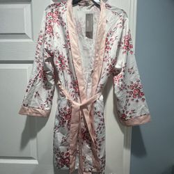 Morgan Lane FabFitFun Robe 