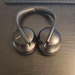 Bose 700