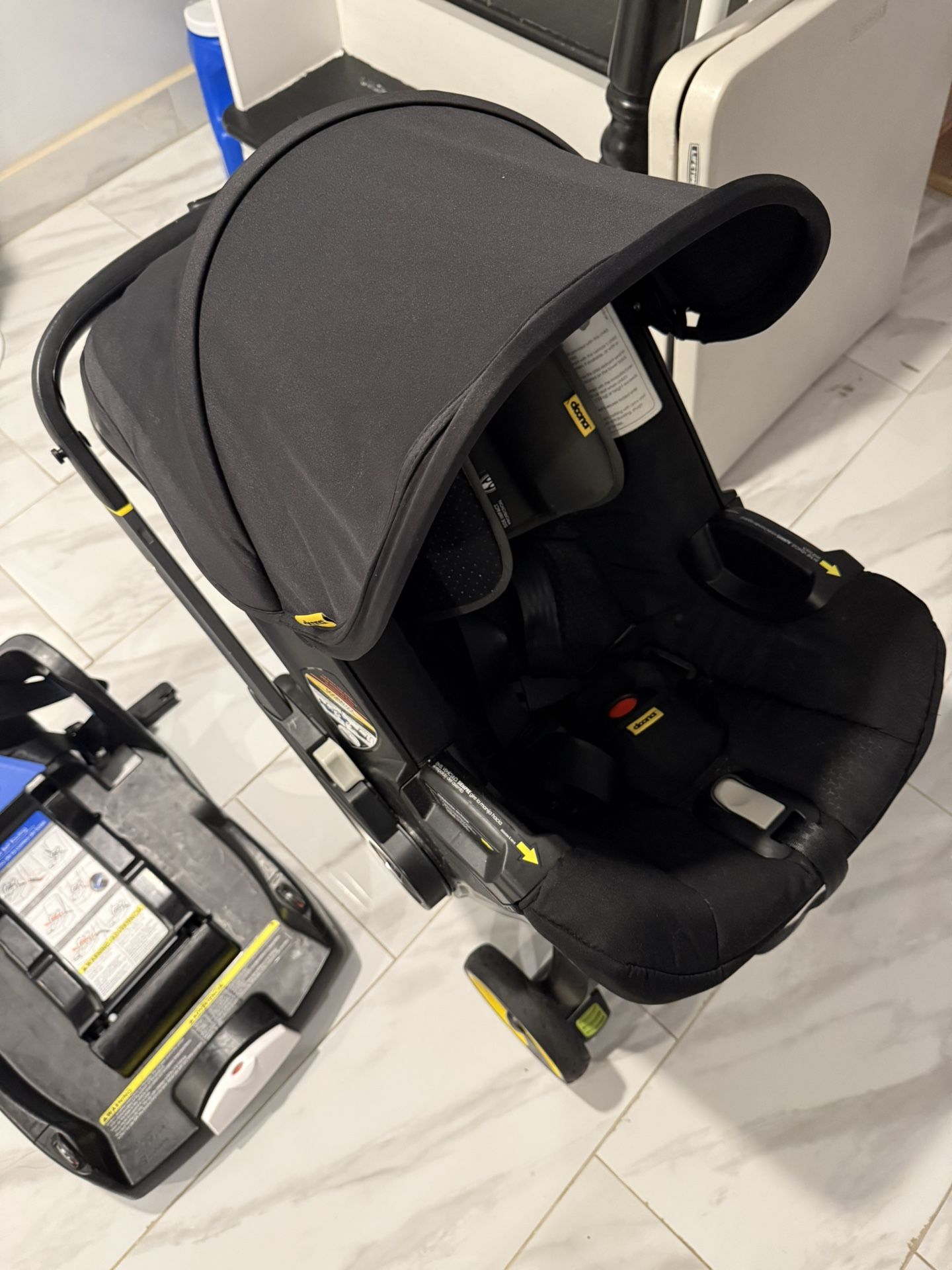 Doona + Infant Car Seat/Stroller with LATCH Base in Nitro/Black